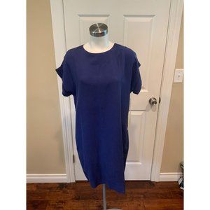 By Trovata Birds of Paradis Blue Short Sleeve Shift Dress, Size Medium NWT!